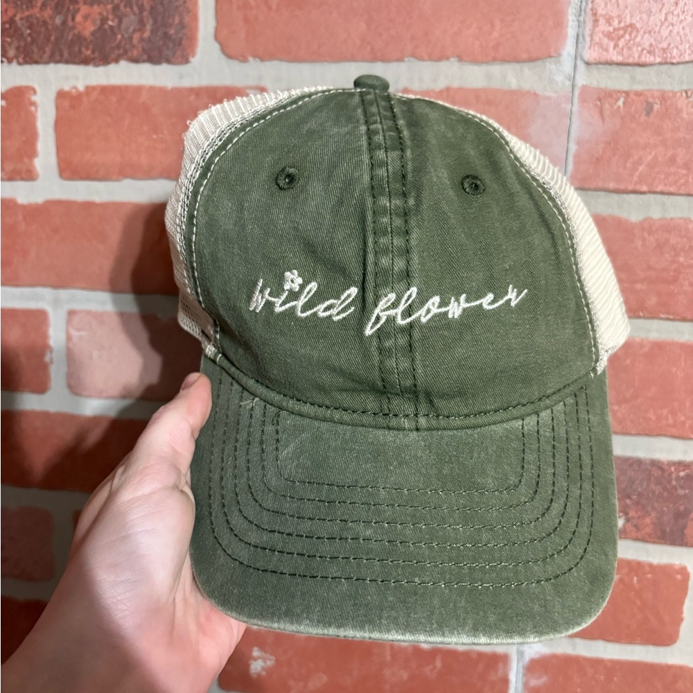 Wildflowers Olive and Beige Hat